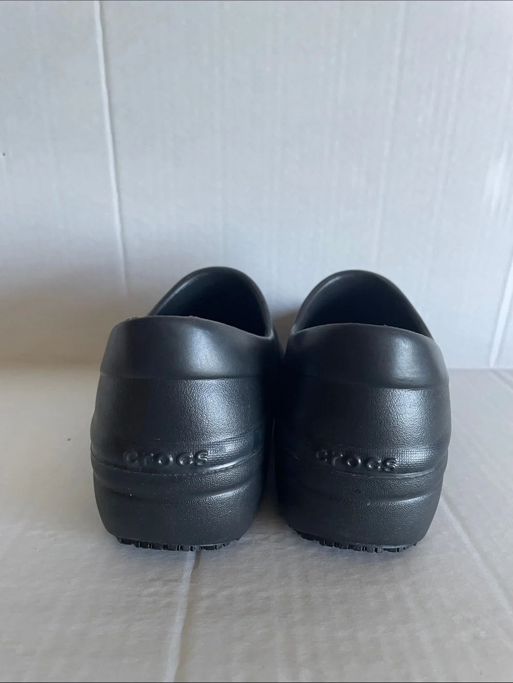 CROCS Kids Black Leopard-Print Slip-On Clogs Size 5 W